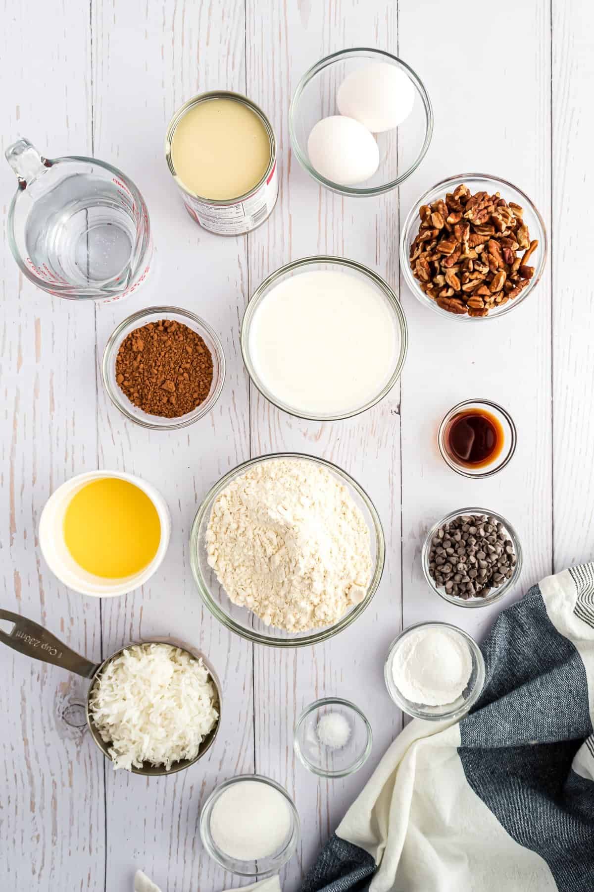 Vista aérea dos ingredientes necessários para a receita.