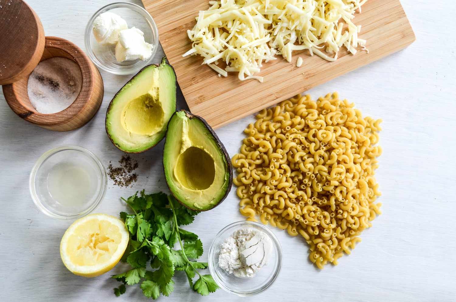 Creamy Avocado Mac and Cheese Ingredients